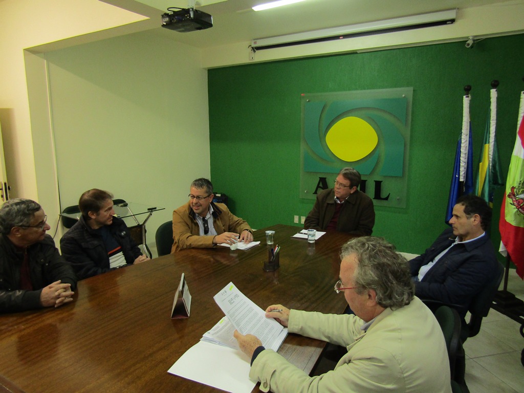Procurador da República participa de reunião com membros do Fórum das Entidades