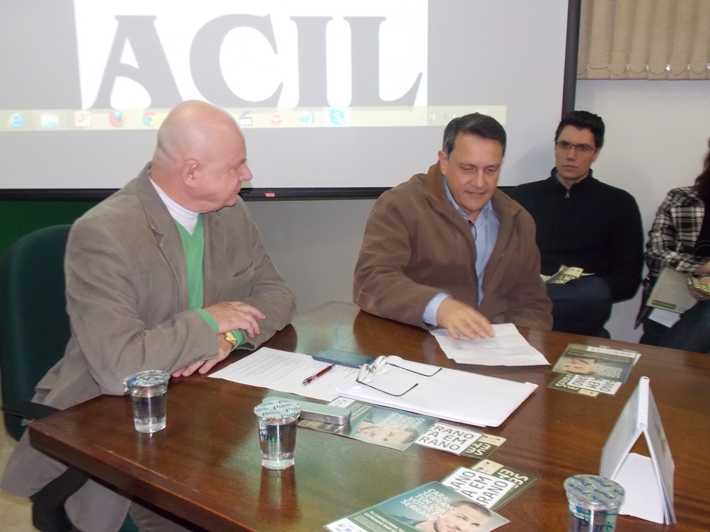 Presidente da SC Par participa de reunião na ACIL
