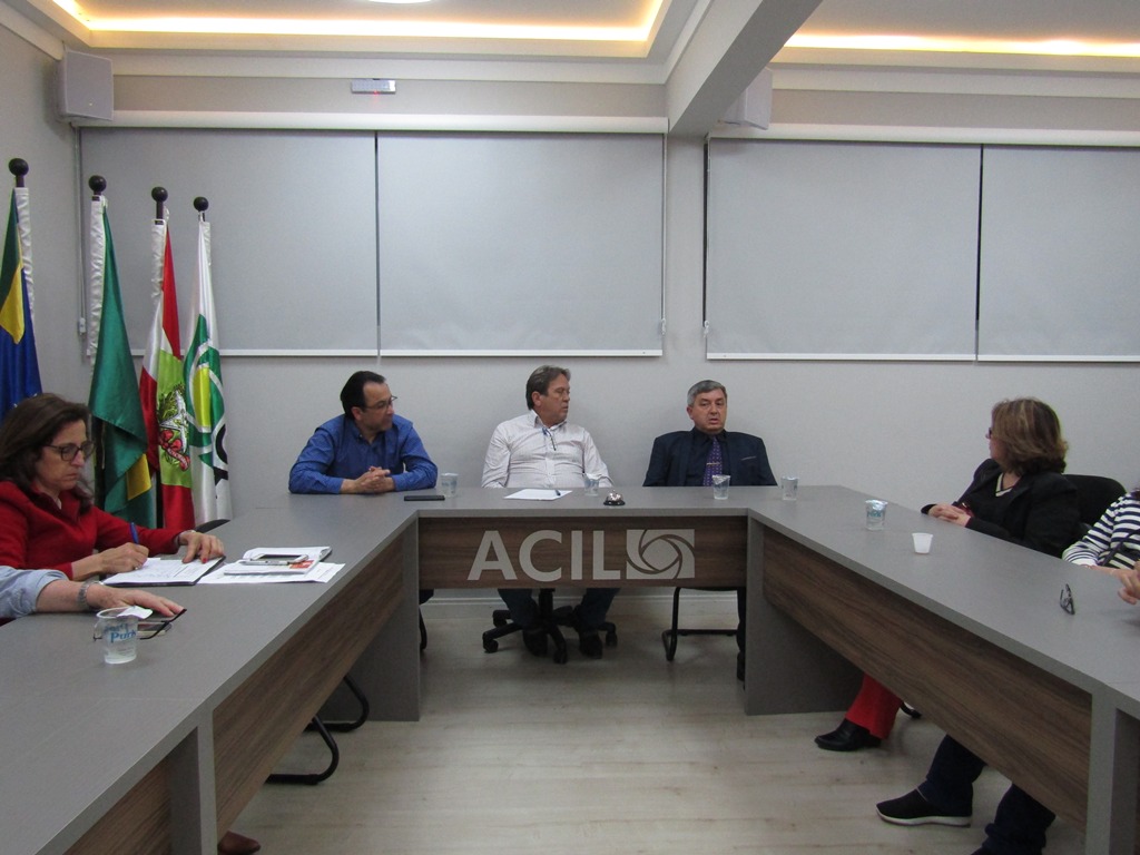 Diretoria da ACIL recebe o gerente de saúde de Lages para falar sobre a Macrorregional